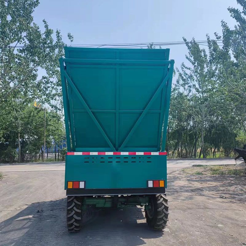 拖拉機(jī)式青儲(chǔ)機(jī)